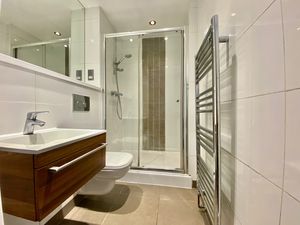 Shower Room/WC- click for photo gallery
